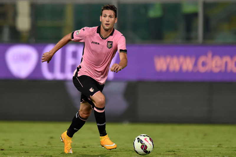 PALERMO, ITALY - SEPTEMBER 29:  Franco Vazquez of Palermo in action during the Serie A match between US Citta di Palermo and SS Lazio at Stadio Renzo Barbera on September 29, 2014 in Palermo, Italy.  (Photo by Tullio M. Puglia/Getty Images)